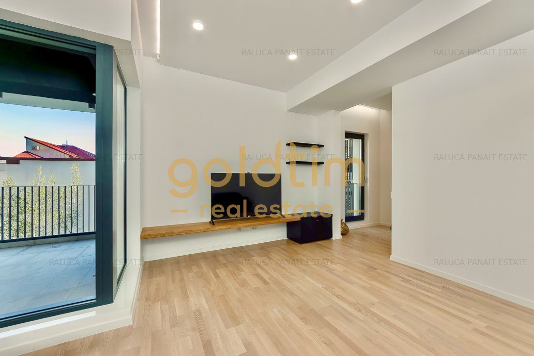 NEW/ FIRST RENT/ PARKING