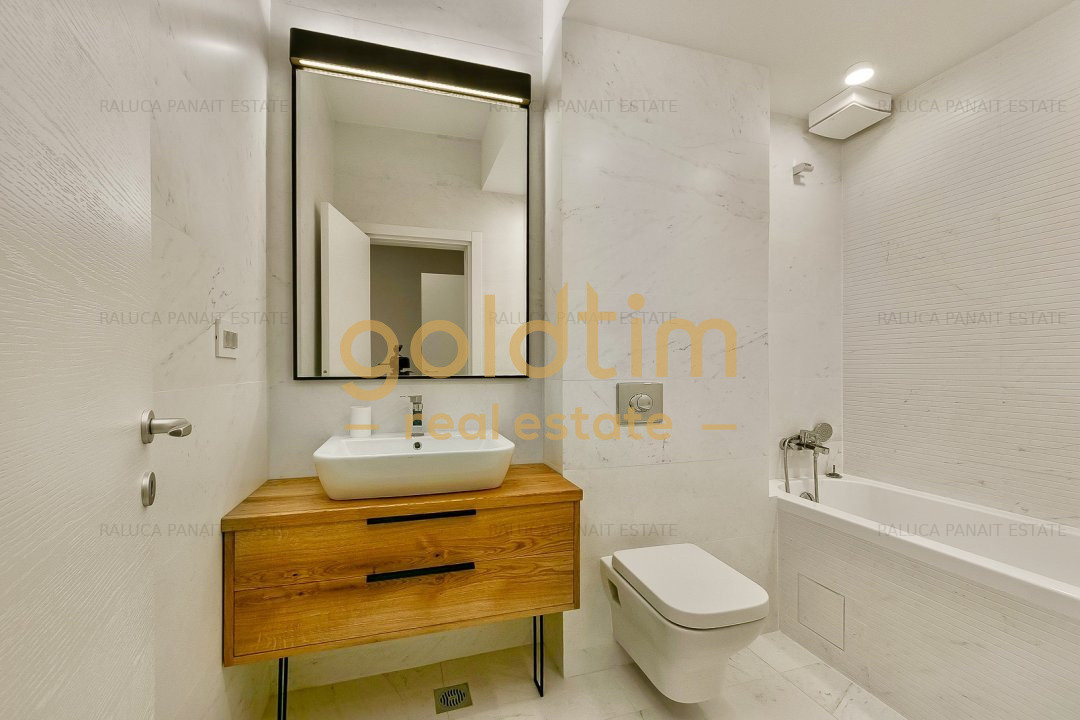 NEW/ FIRST RENT/ PARKING