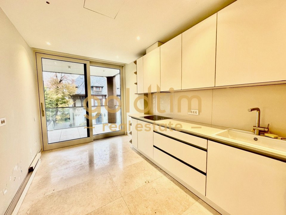 SUPERB/ ZONA EXCLUSIVISTA/2  PARCARI SUBTERANE