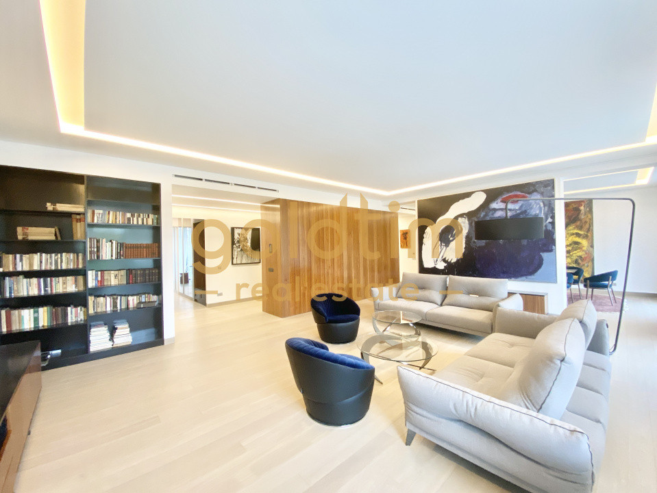 APARTAMENT IMPRESIONANT/EXCLUSIVIST/COMPLEX BOUTIQUE/CAMERA PERSONAL/KISELEFF