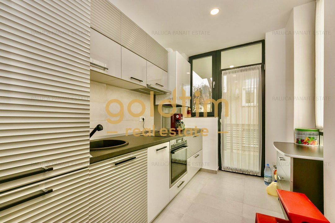 NEW//FIRST RENT//PARKING/PARK VIEW