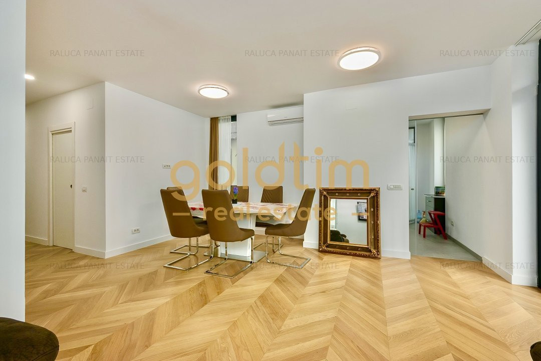 NEW//FIRST RENT//PARKING/PARK VIEW