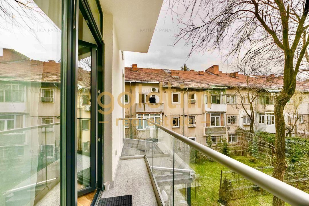 NEW//FIRST RENT//PARKING/PARK VIEW