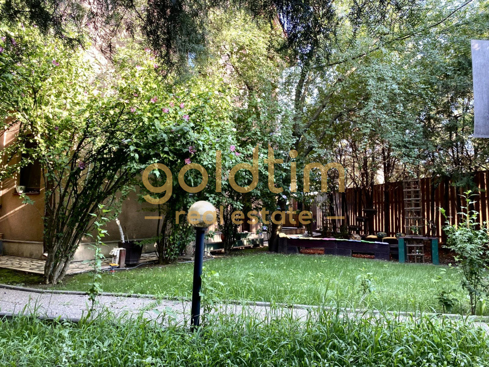 VILA IMPRESIONANTA 8 CAMERE/TEREN 383MP/SEMINEU/JANDARMERIEI-PADUREA BANEASA