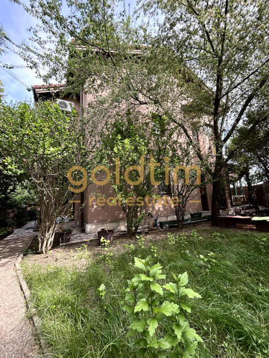 VILA IMPRESIONANTA 8 CAMERE/TEREN 383MP/SEMINEU/JANDARMERIEI-PADUREA BANEASA