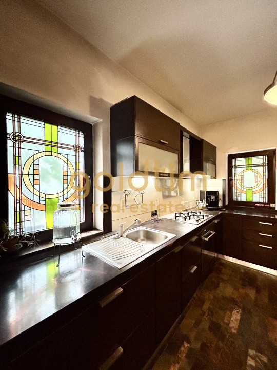 VILA IMPRESIONANTA 8 CAMERE/TEREN 383MP/SEMINEU/JANDARMERIEI-PADUREA BANEASA