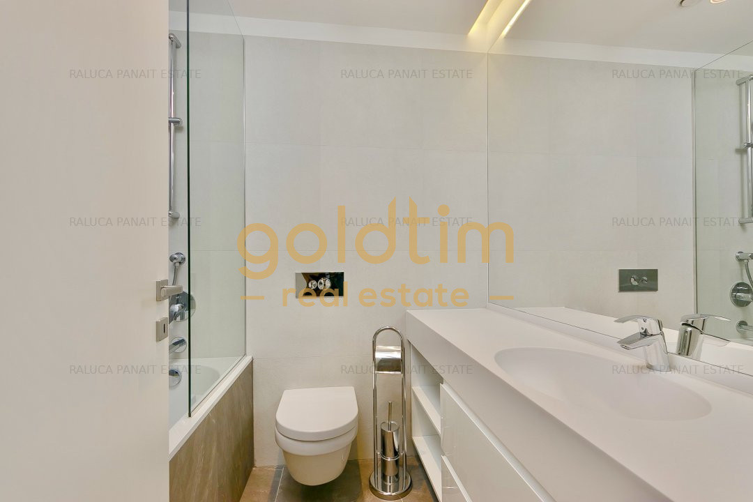 NEW/ FIRST RENT/LUXURY DESIGN/ 2 UNDERGROUND PARKING