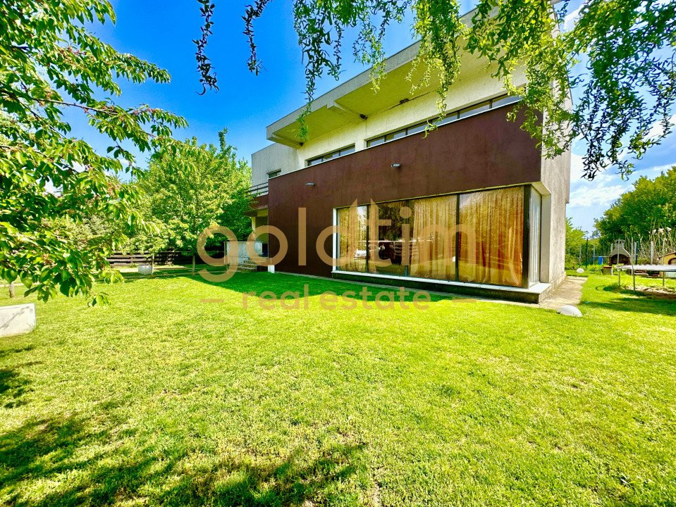 LAGUNA ALBASTRA/SPATII GENEROASE/ZONA LINIȘTITĂ/VILA INDIVIDUALA 