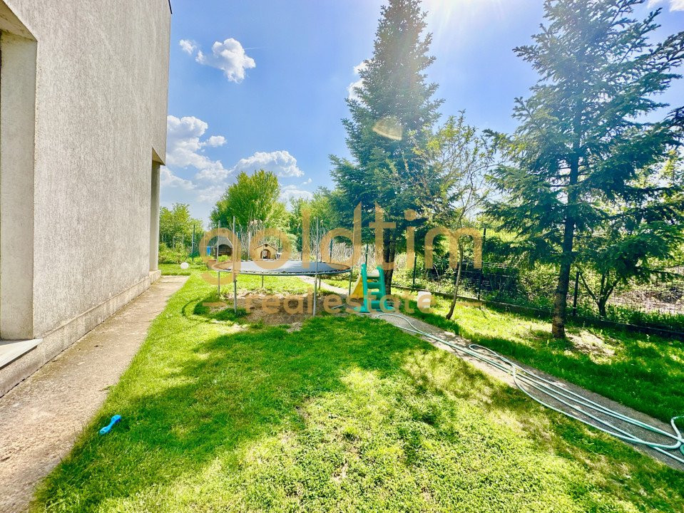 LAGUNA ALBASTRA/SPATII GENEROASE/ZONA LINIȘTITĂ/VILA INDIVIDUALA 