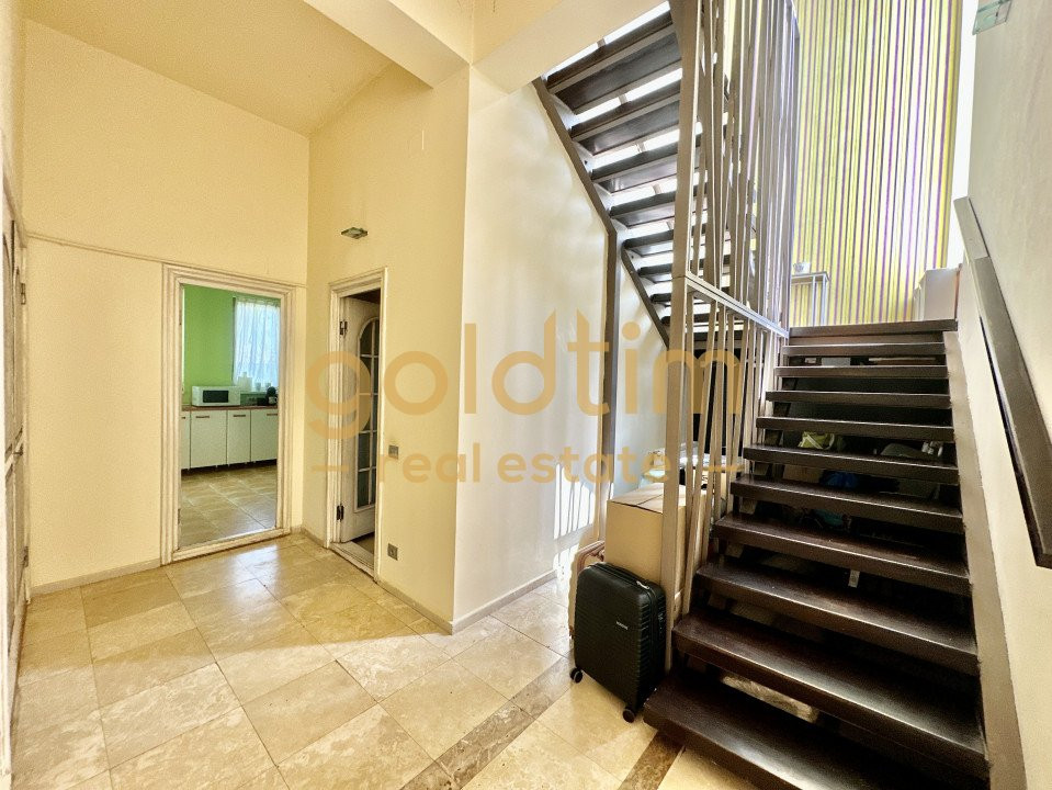 LAGUNA ALBASTRA/SPATII GENEROASE/ZONA LINIȘTITĂ/VILA INDIVIDUALA 