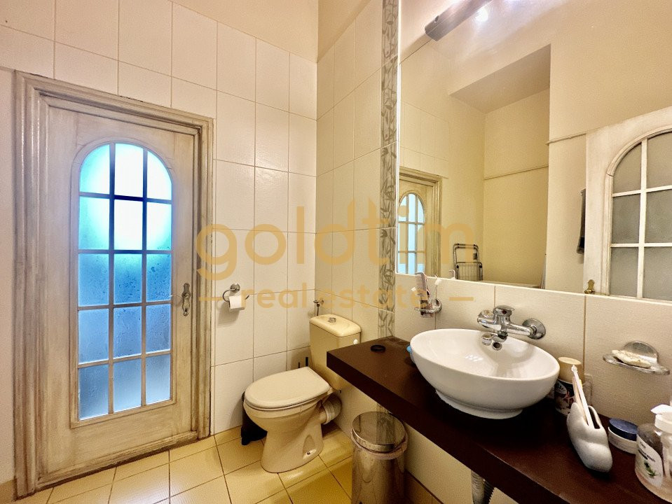 LAGUNA ALBASTRA/SPATII GENEROASE/ZONA LINIȘTITĂ/VILA INDIVIDUALA 