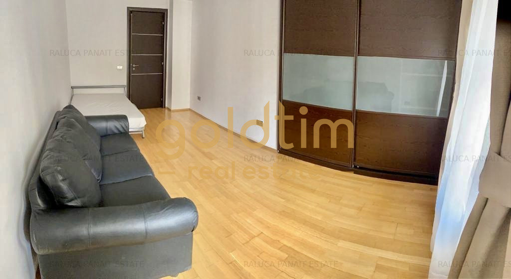 SPATII GENEROASE/LOC DE PARCARE