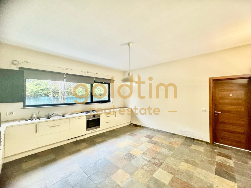 VILA INDIVIDUALA/MINIMALISTA/ANSAMBLU SECURIZAT/PISCINA/PRETABIL BIROURI