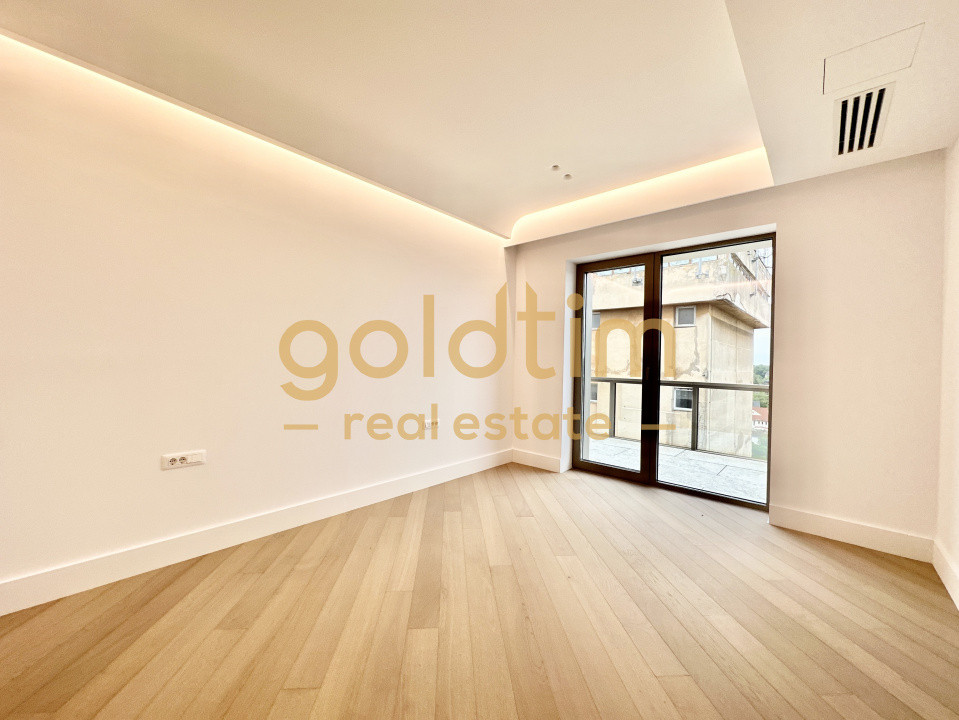 EROU IANCU NICOLAE/VIEW PANORAMIC /SUPERB 