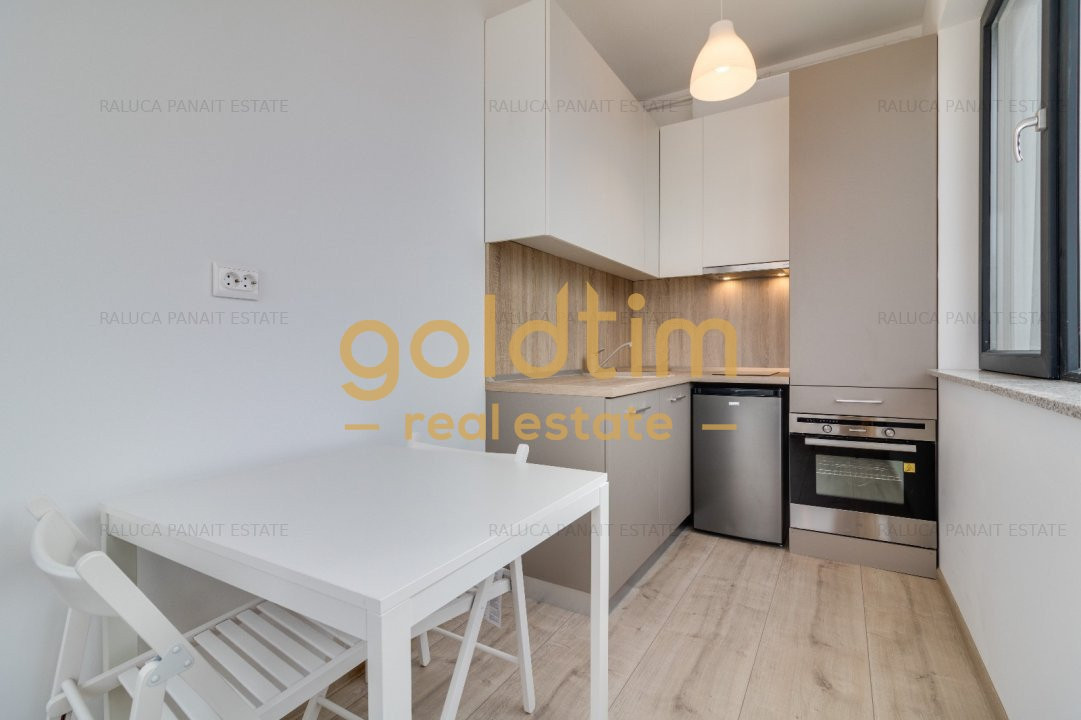 NEW!!! FIRST RENT!!!! LAKE VIEW