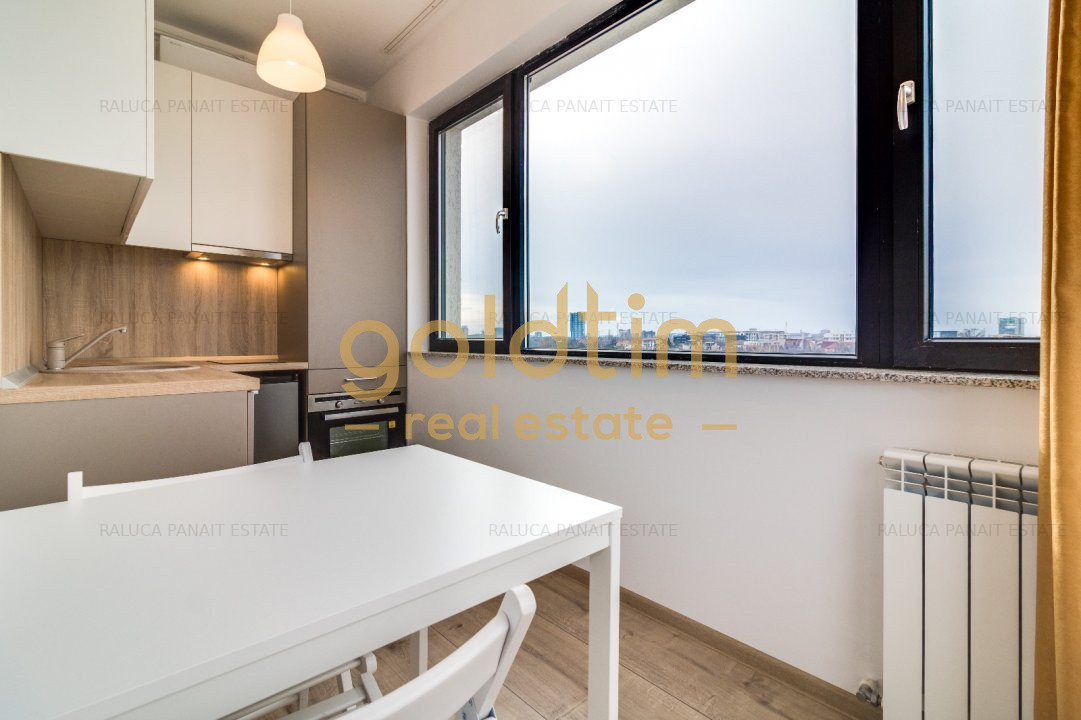 NEW!!! FIRST RENT!!!! LAKE VIEW