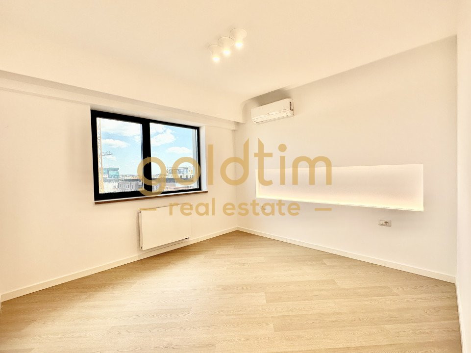 CORTINA NORTH/PIPERA/COMPLET NOU/VEDERE LIBERA