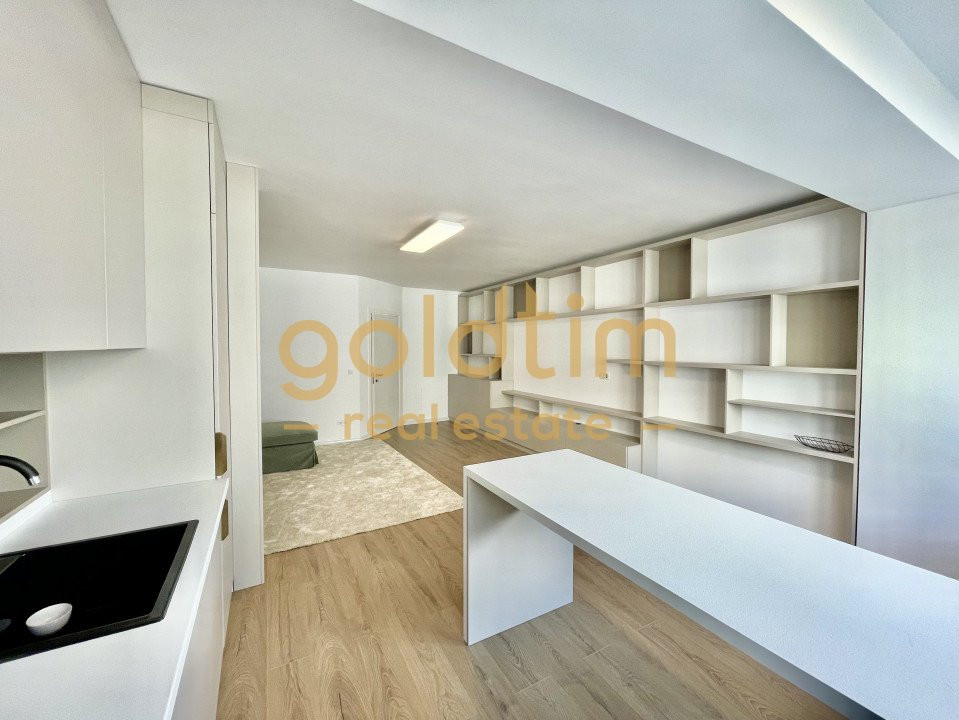 NOU/ GENEROS/ PARCARE/FOARTE MULTE SPATII DEPOZITARE/ROND OMV