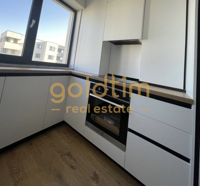 PRIMA INCHIRIERE/ SUPERB/ SPATII DEPOZITARE/ PARCARE INCLUSA