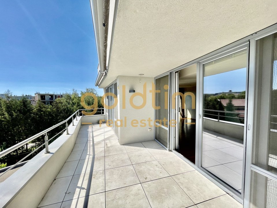 APARTAMENT PENTHOUSE/ ANSAMBLU CU PISCINA/PARCARE SUBTERANA