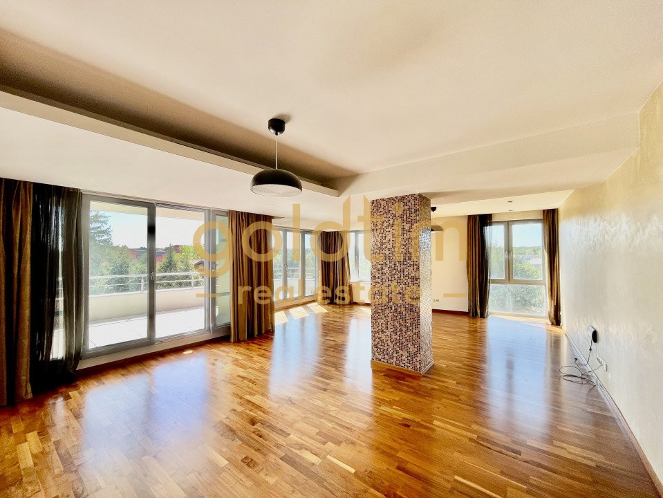 APARTAMENT PENTHOUSE/ ANSAMBLU CU PISCINA/PARCARE SUBTERANA