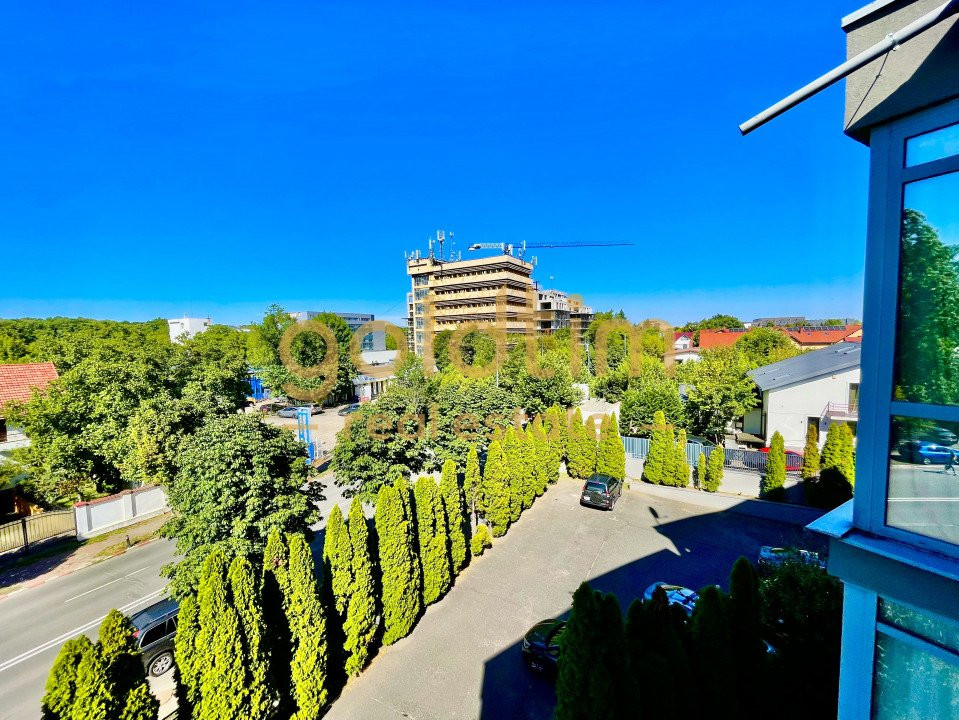 APARTAMENT PENTHOUSE/ ANSAMBLU CU PISCINA/PARCARE SUBTERANA