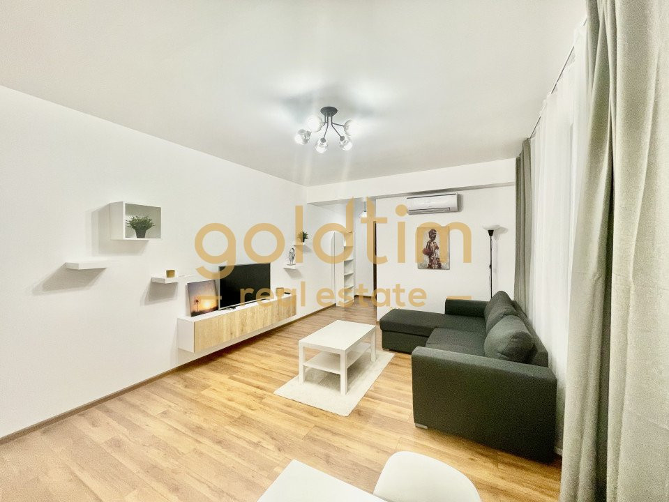 ULTIMUL ETAJ/TERASA 15 MP/ MOBILAT SI UTILAT/ PRIVELISTE