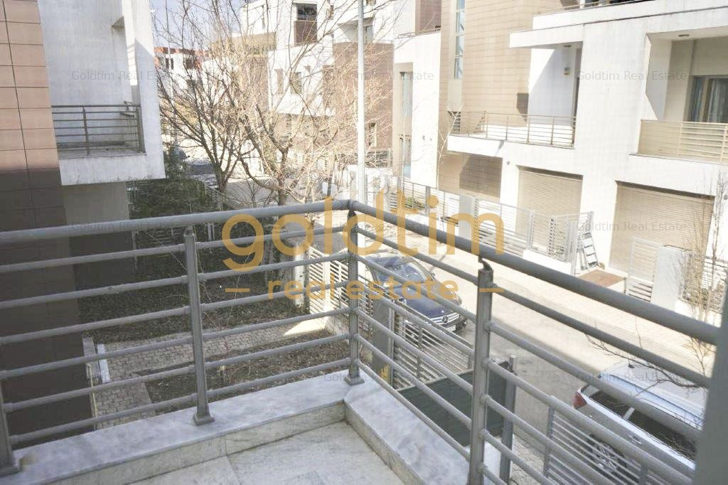 VILA INDIVIDUALA/MALUL LACULUI/GRADINA PROPRIE 350 MP/COMPLEX REZIDENTIAL/GARAJ