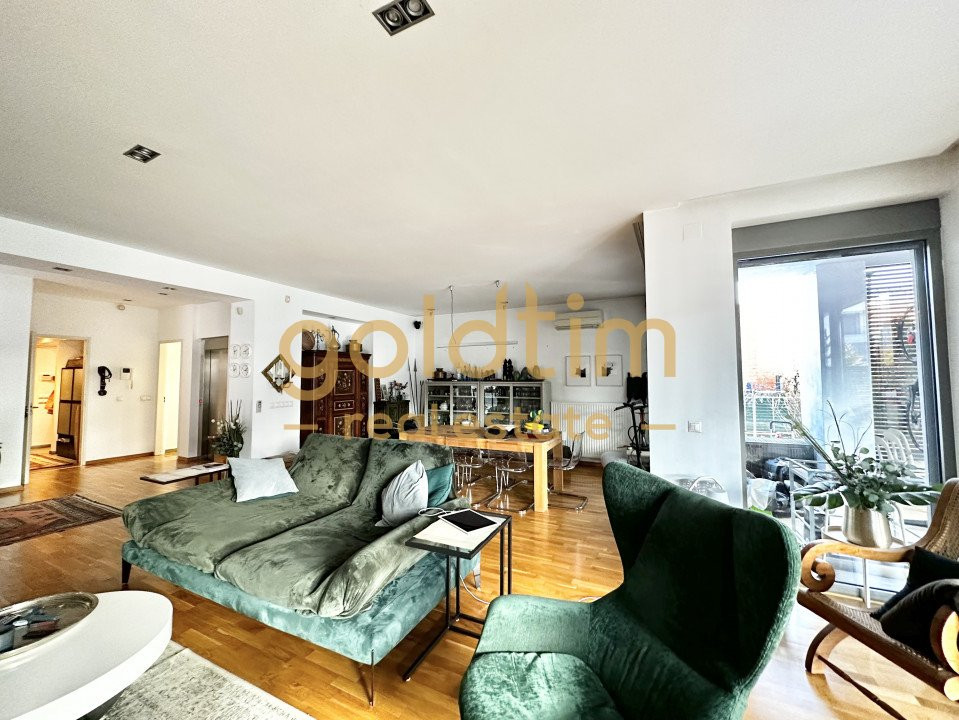 VILA INDIVIDUALA/MALUL LACULUI/GRADINA PROPRIE 350 MP/COMPLEX REZIDENTIAL/GARAJ