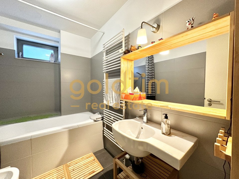 VILA INDIVIDUALA/MALUL LACULUI/GRADINA PROPRIE 350 MP/COMPLEX REZIDENTIAL/GARAJ