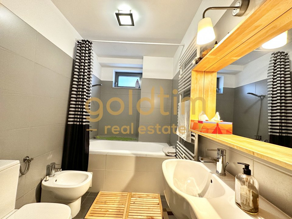 VILA INDIVIDUALA/MALUL LACULUI/GRADINA PROPRIE 350 MP/COMPLEX REZIDENTIAL/GARAJ