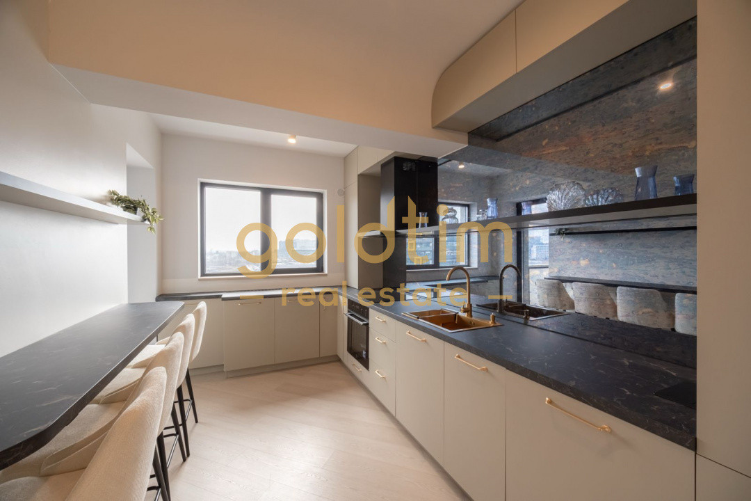 SUPERB/TERASA GENEROASA/VIEW SUPERB/PIPERA/CORTINA NORTH/PARCARE INCLUSA