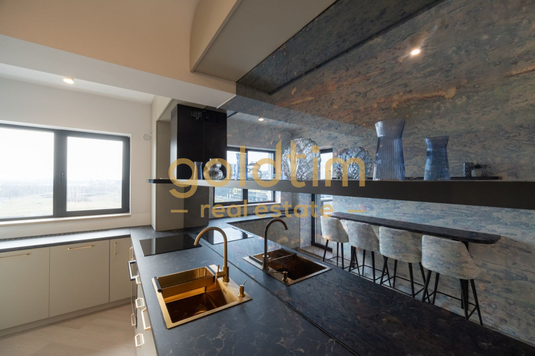 SUPERB/TERASA GENEROASA/VIEW SUPERB/PIPERA/CORTINA NORTH/PARCARE INCLUSA