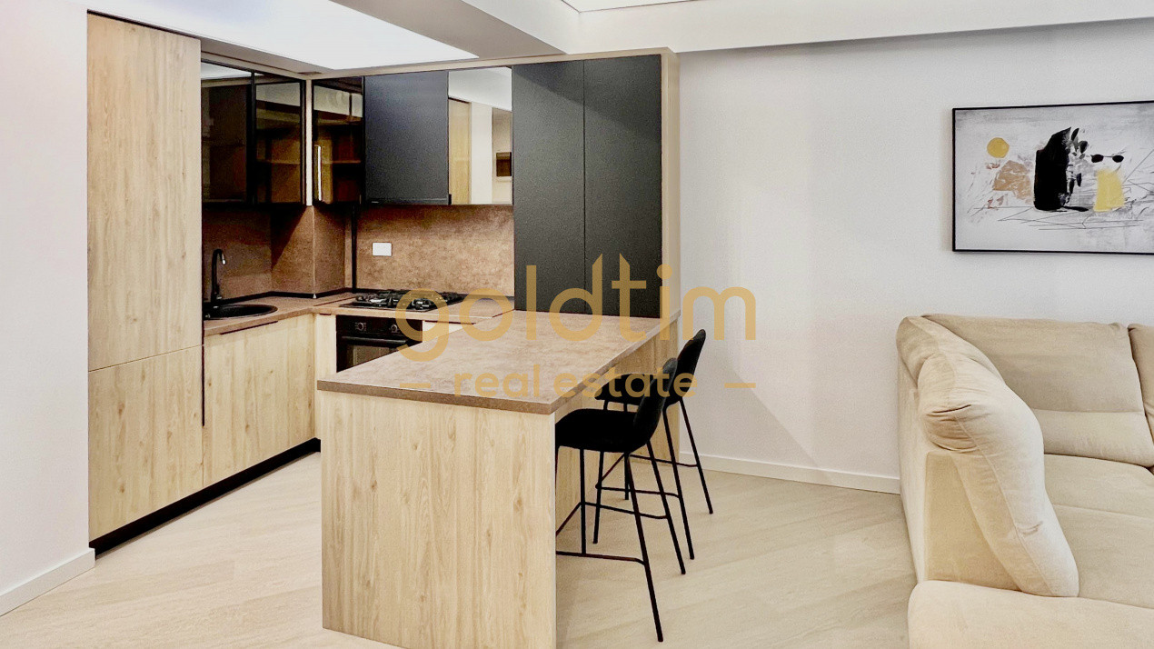 CORTINA NORTH/SUPERB /SPATII DEPOZITARE 