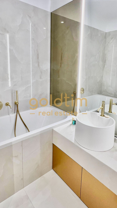 CORTINA NORTH/SUPERB /SPATII DEPOZITARE 