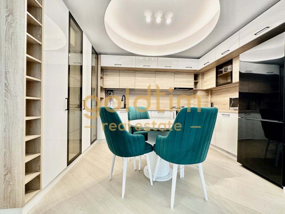 FIRST RENT/CORTINA NORTH /2 PARKING/PIPERA 