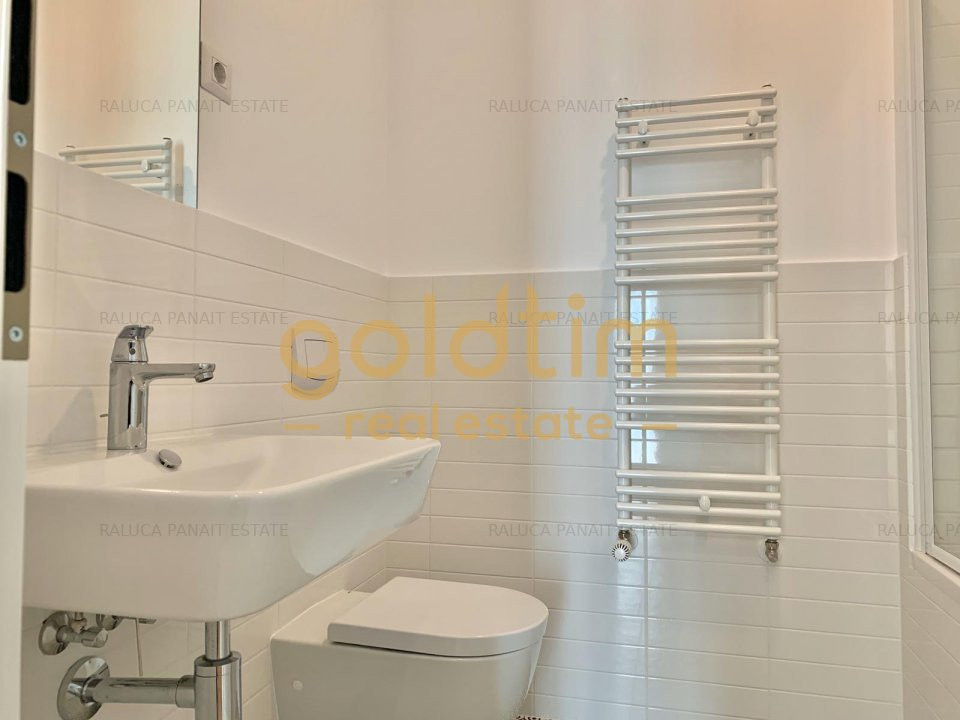 NOU!AVIATIEI PARK/FIRST RENT/PARKING PLACE