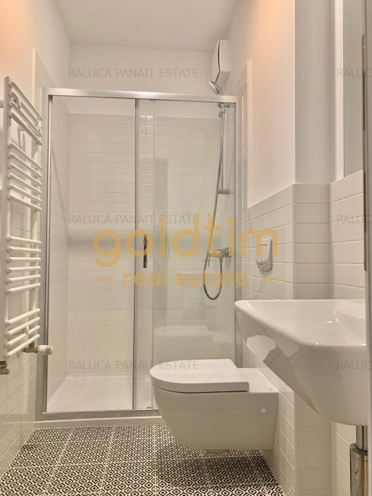 NOU!AVIATIEI PARK/FIRST RENT/PARKING PLACE