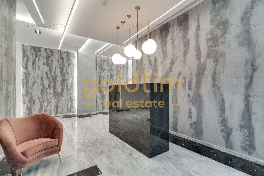 NEW/ONE PLAZA/FIRST RENT/PANORAMIC VIEW