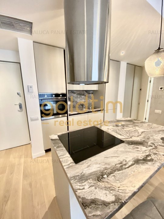 NEW/ONE PLAZA/FIRST RENT/PANORAMIC VIEW