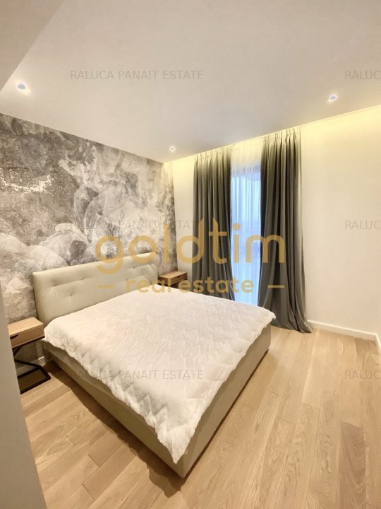 NEW/ONE PLAZA/FIRST RENT/PANORAMIC VIEW