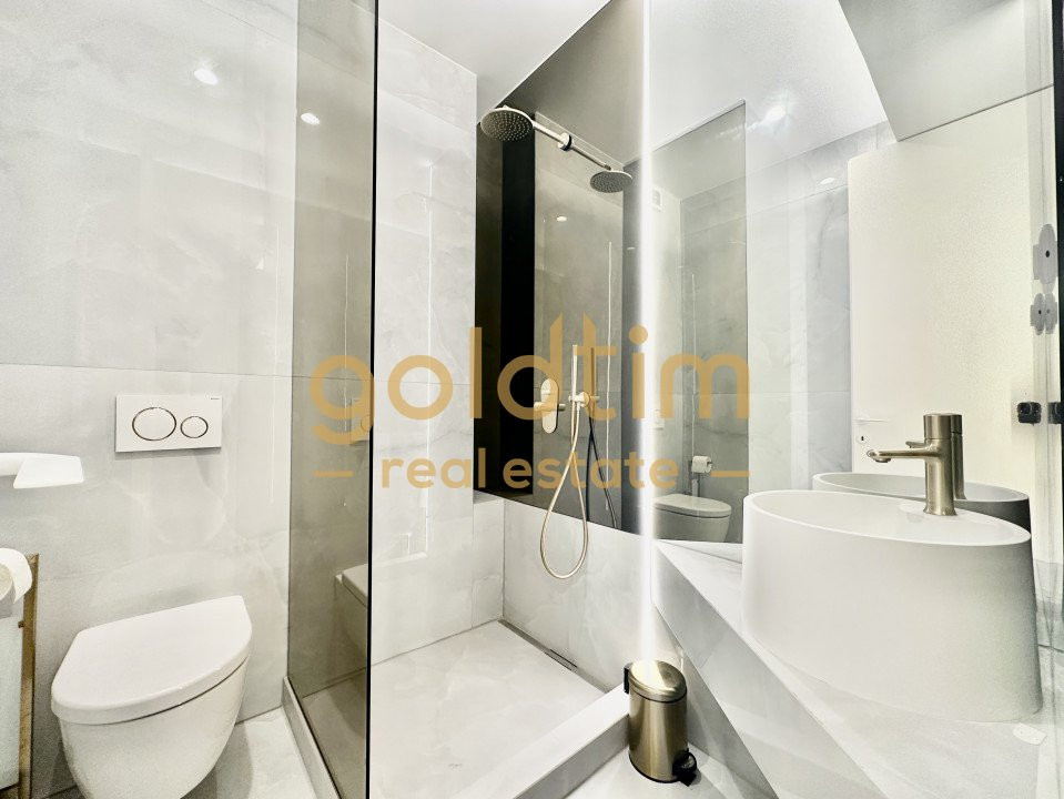 LUX/PARCARE /SPATII DEPOZITARE /CORTINA NORTH /SUPERB 