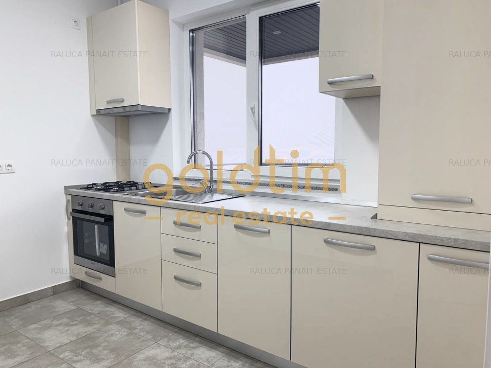 SPATIU GENEROS/PARCARE/PRIVELISTE