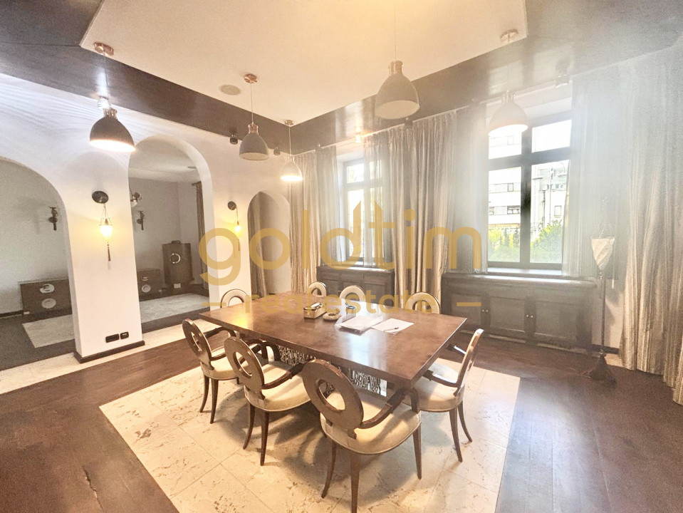 VILA INTERBELICA IMPRESIONANTA/ZONA DE REFERINTA/DOROBANTI/CAPITALE