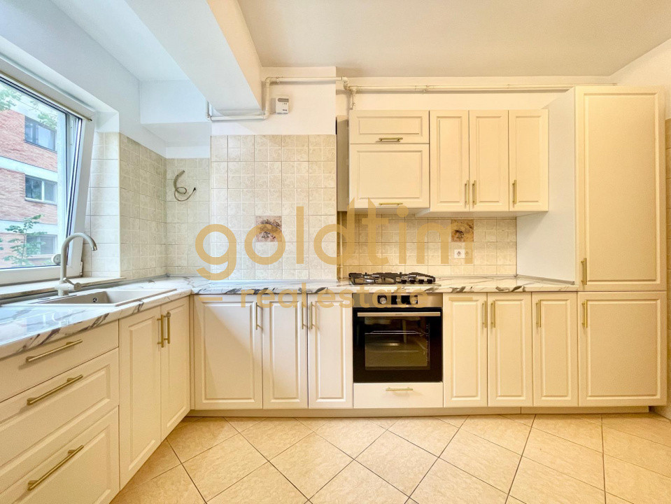 ELEGANT/SPATII GENEROASE /PARCARE INCLUSA /SUPERB 