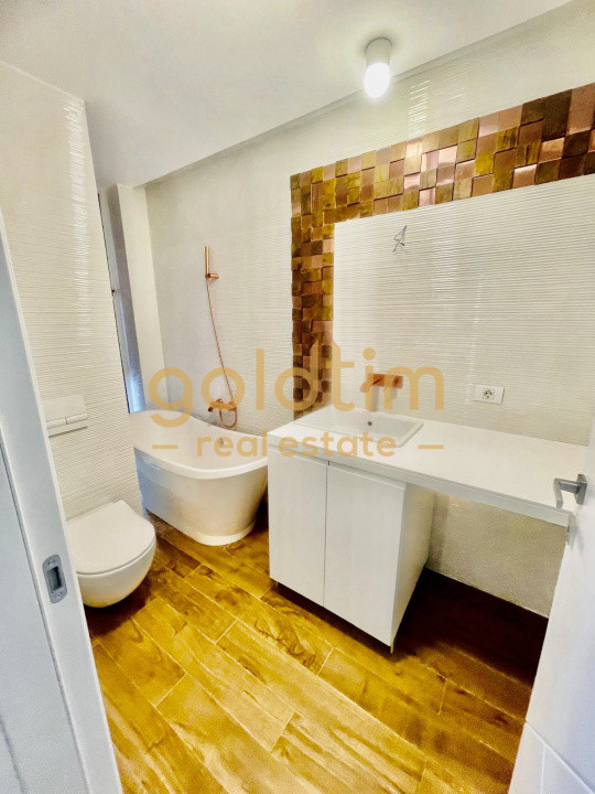 AVIATIEI /PARCARE/SUPERB