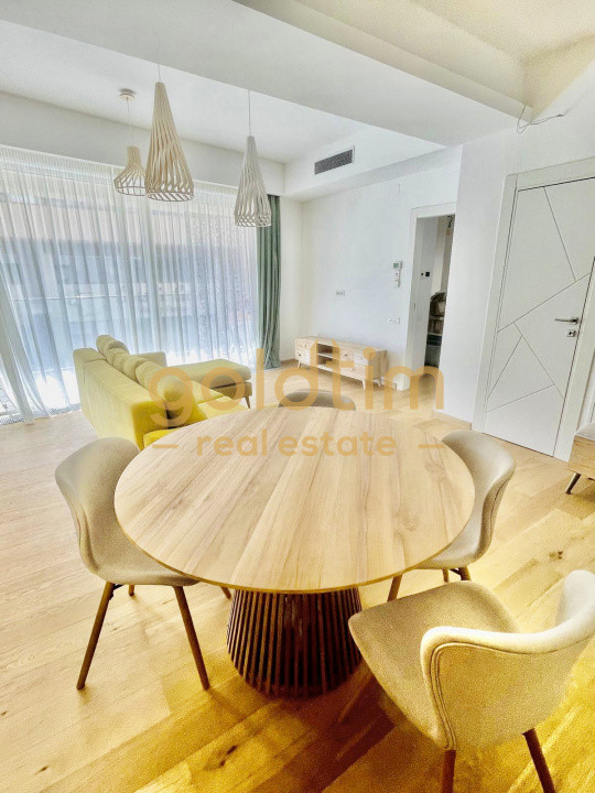 AVIATIEI /PARCARE/SUPERB