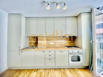 AVIATIEI /PARCARE/SUPERB