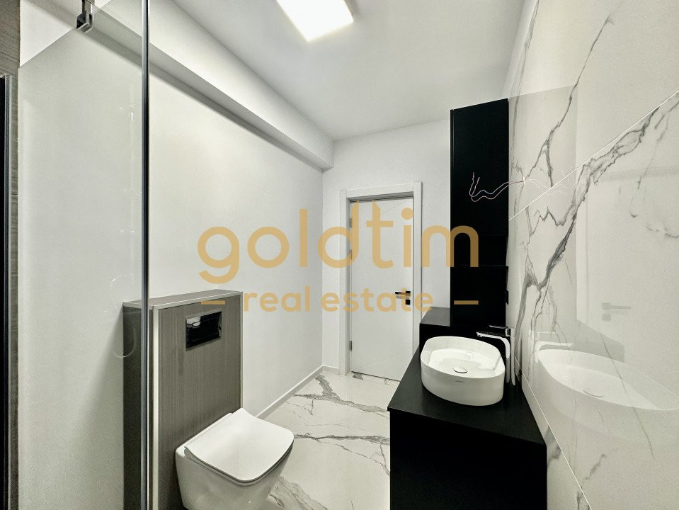 CASA INDIVIDUALA/CURTE AMENAJATA/SUPERB 