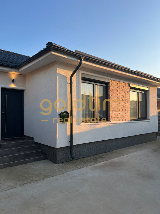 CASA INDIVIDUALA/TUNARI/LUX